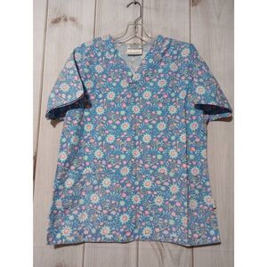 Crest Scrub Top Ladies Medium Blue Pink Floral‎ Pastel